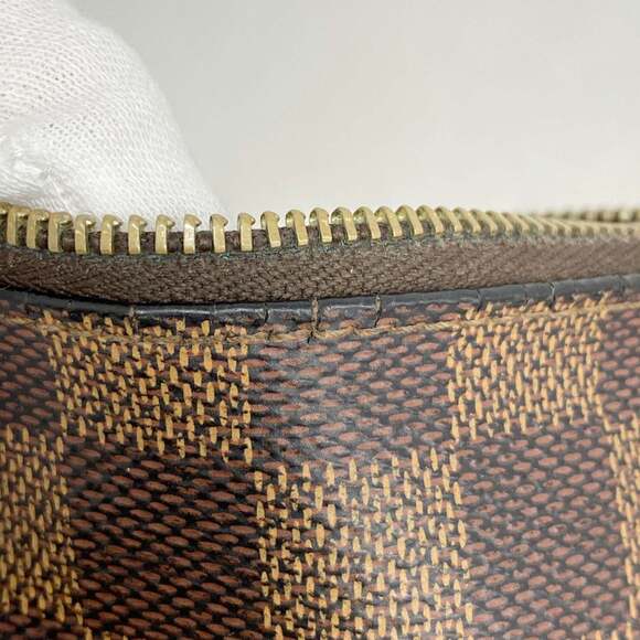 LOUIS VUITTON Brown Damier Pochette Pouch - Picture 6 of 11